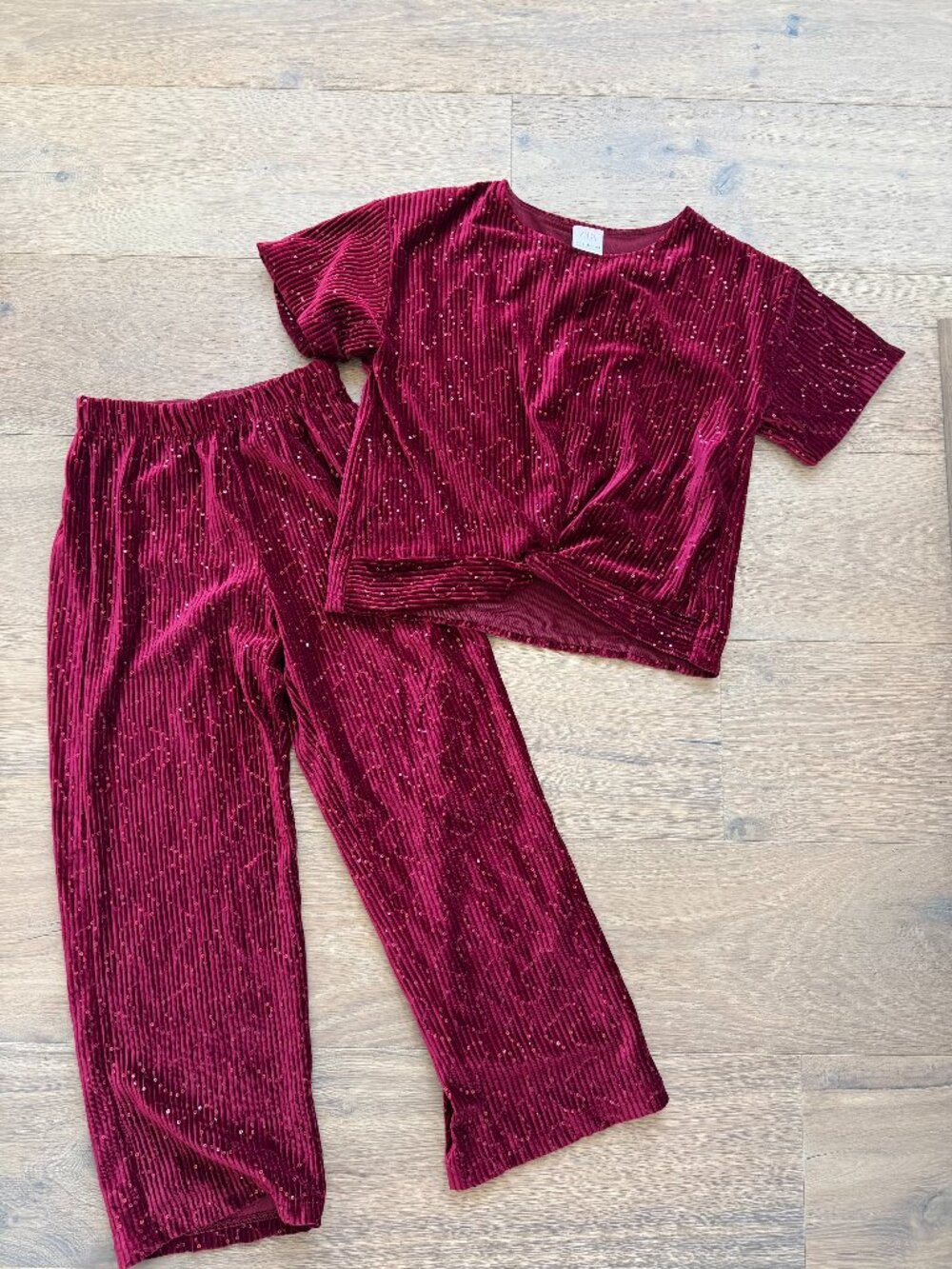Zara Girls Sequin pants and Top Size 9-10. Excellent Condition!
